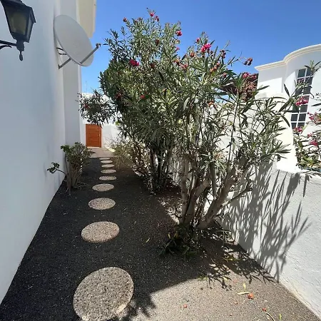 Anna With Heated Pool Villa *