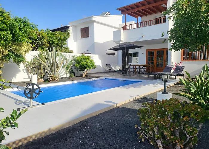Anna With Heated Pool * Puerto del Carmen (Lanzarote)